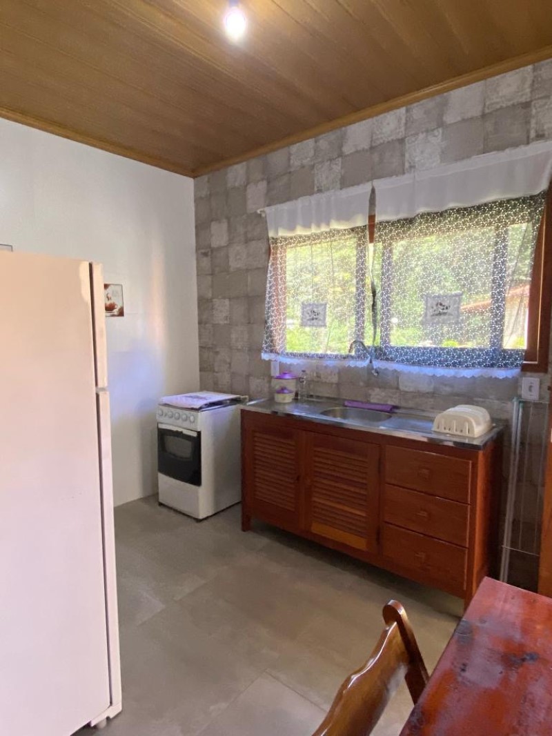 e2690cfa 8e0a 440d a3e1 f78918734d7e