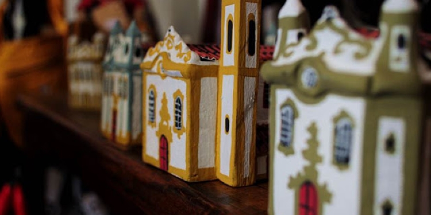 ARTESANATO, M&Oacute;VEIS E DECORA&Ccedil;&Atilde;O - SJDR