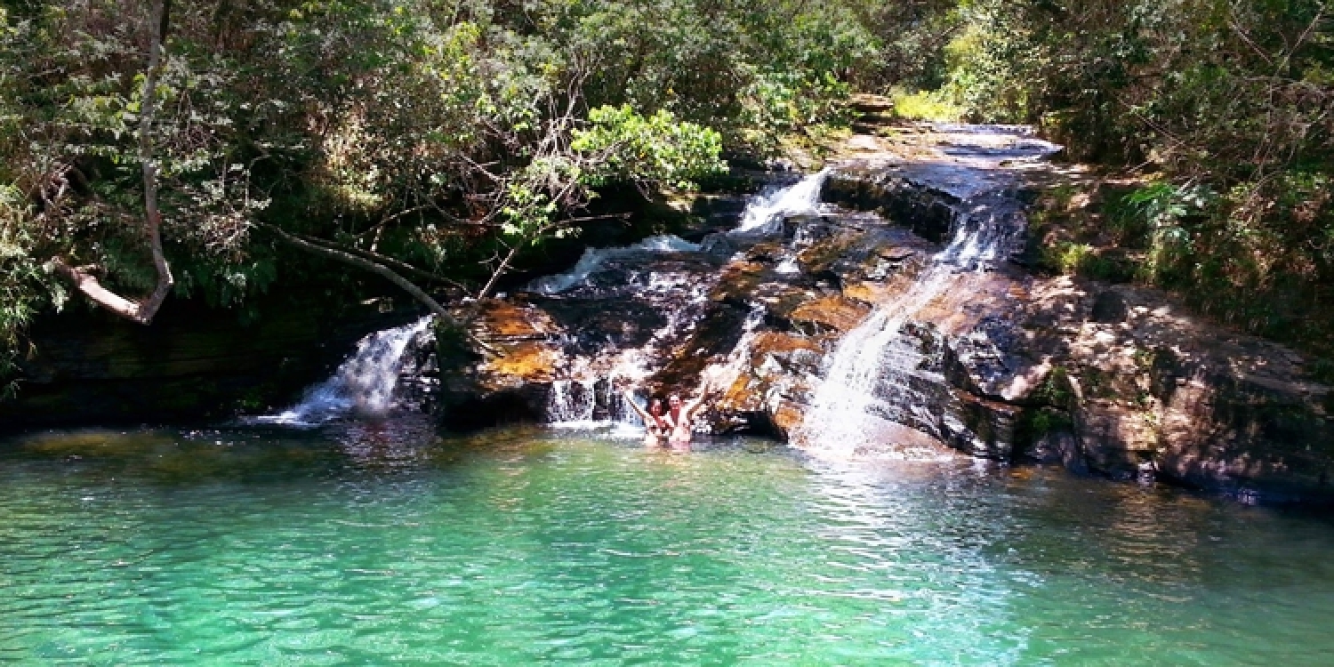 BARES E RESTAURANTES - CARRANCAS