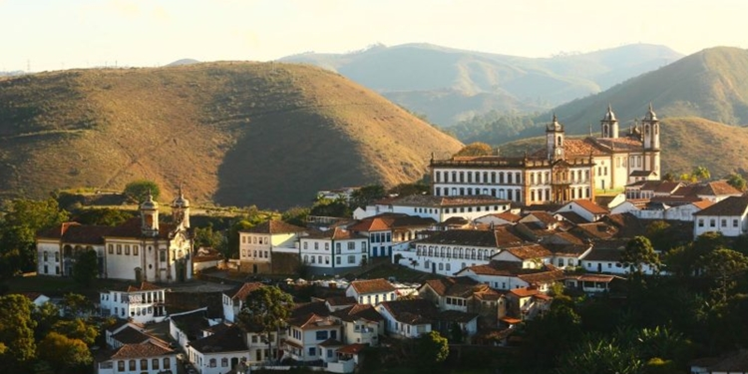 HOT&Eacute;IS E POUSADAS - OURO PRETO