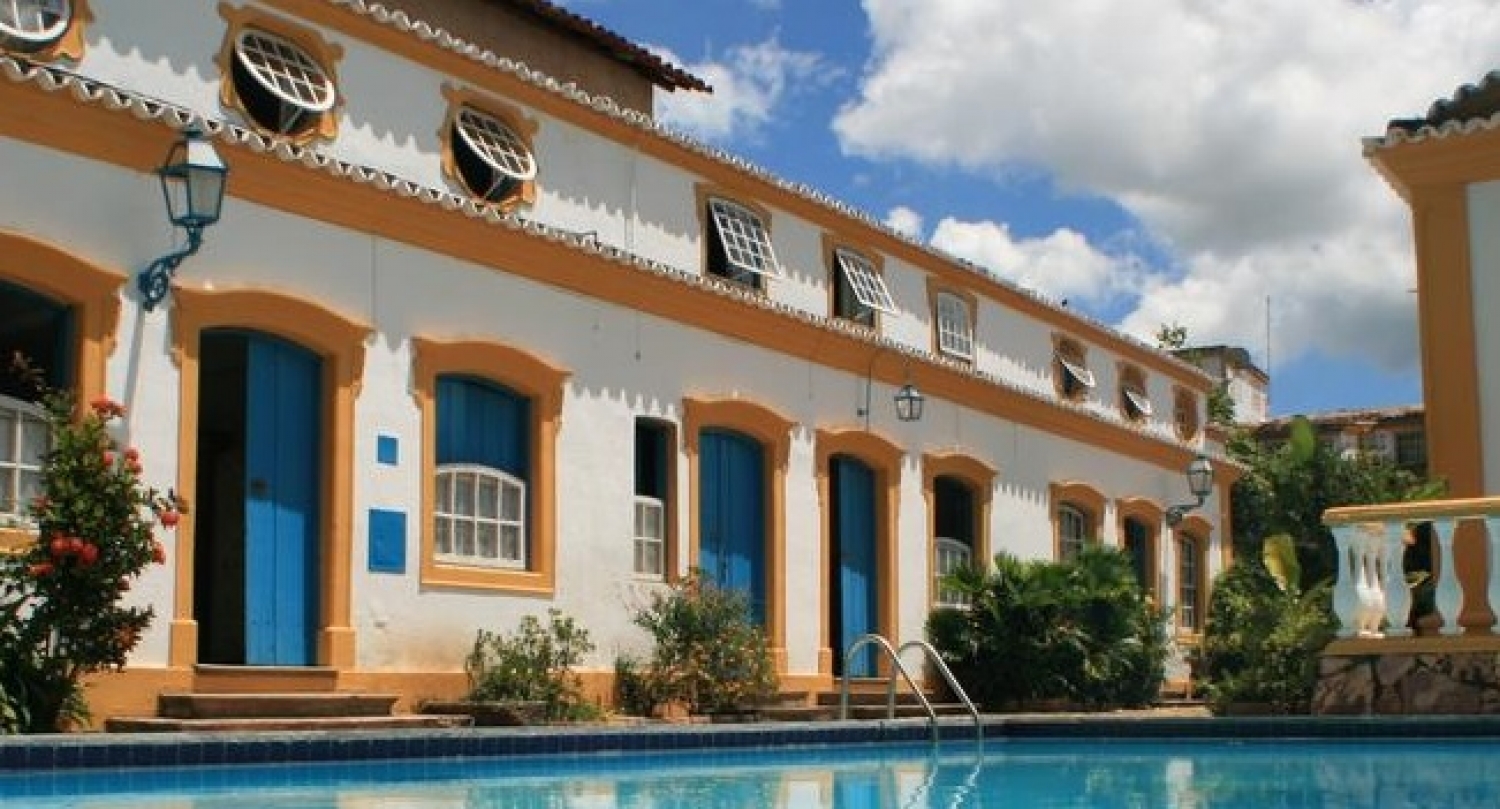 HOT&Eacute;IS E POUSADAS - TIRADENTES