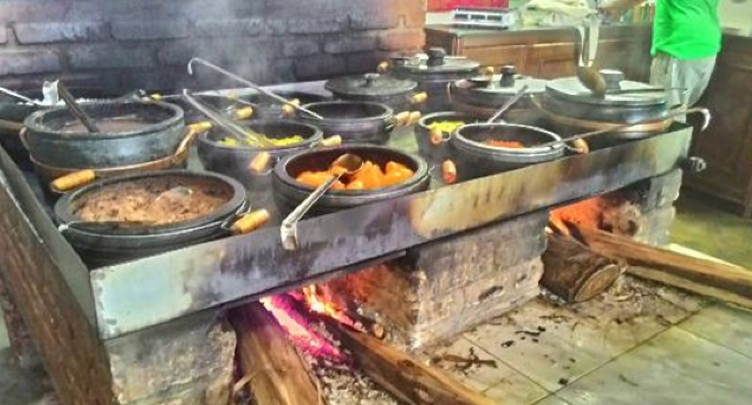 BARES E RESTAURANTES EM S&Atilde;O THOM&Eacute;