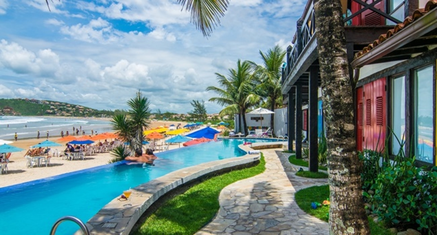 HOT&Eacute;IS E POUSADAS - B&Uacute;ZIOS