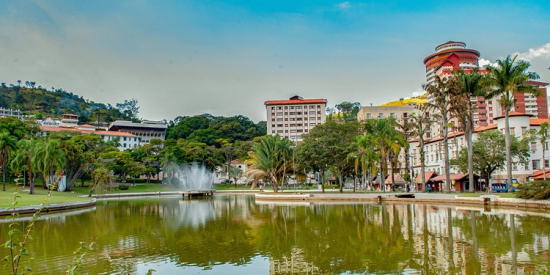 ONDE COMER E BEBER EM &Aacute;GUAS DE LIND&Oacute;IA